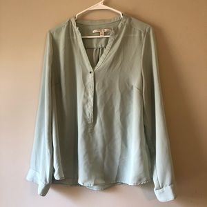 Long sleeve Lauren Conrad shirt